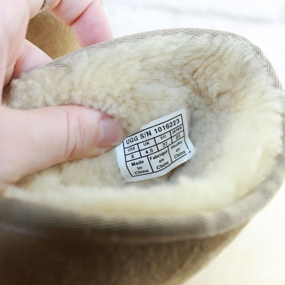 UGG Women's Original Classic Tan Leather Short II - Picture 7 of 9